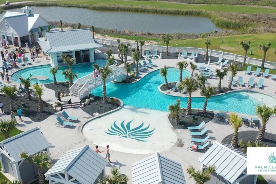 The Fairway Farmhouse House in Port Aransas