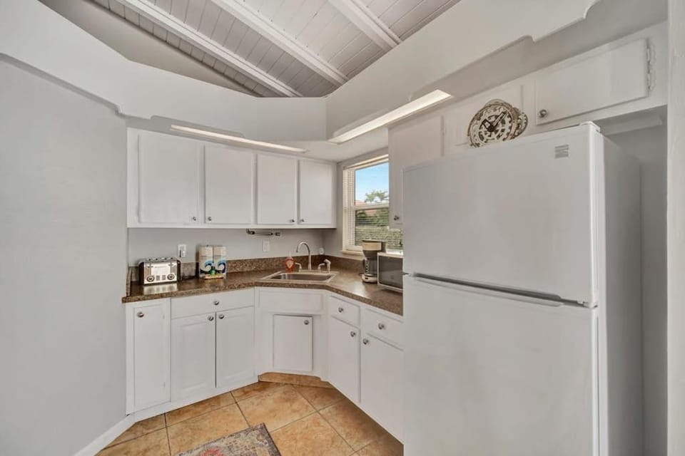 Sunny Sanctuary House in Marco Island
