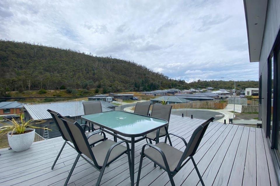 Patio, View (from property/room), Balcony/Terrace