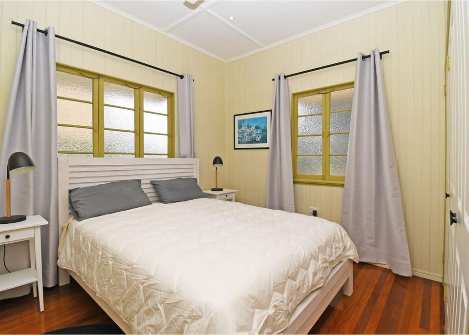 Torquay Treasure House in Hervey Bay