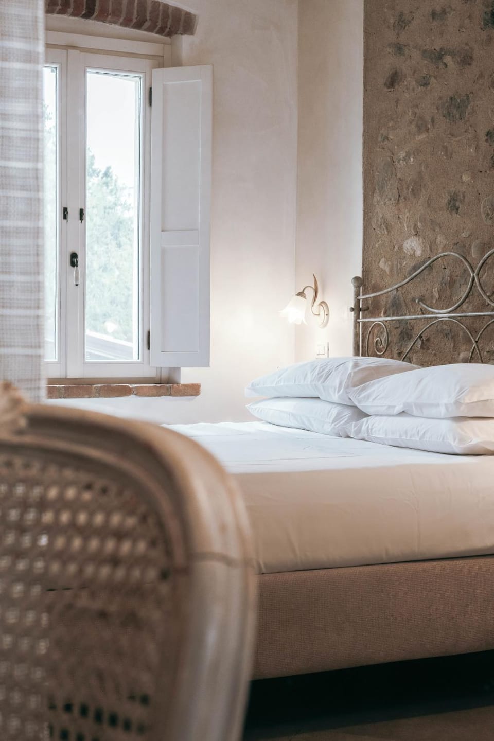 Bed, Photo of the whole room