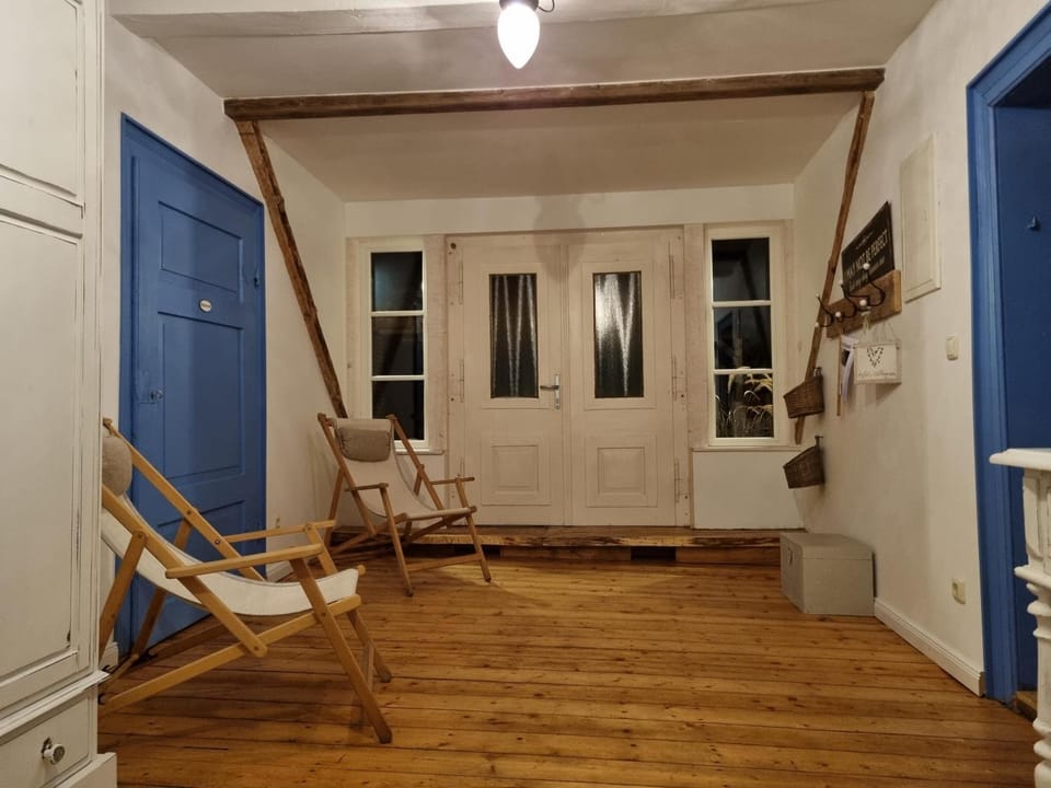 NEU! Alte Schule Jarnsen Oberstübchen mit Balkon Apartment in Lower Saxony, Germany