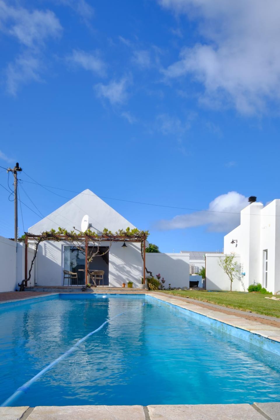 Property building, Pool view, Swimming pool