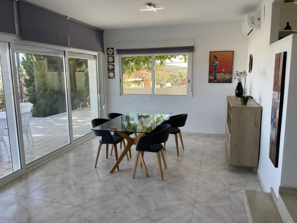 Ola Somhome House in Peniscola