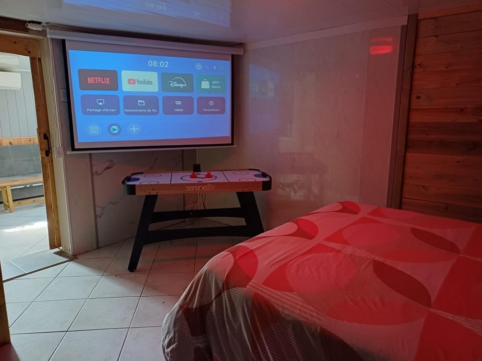 aud eau maillet 2 gites spa sauna House in Hauts-de-France