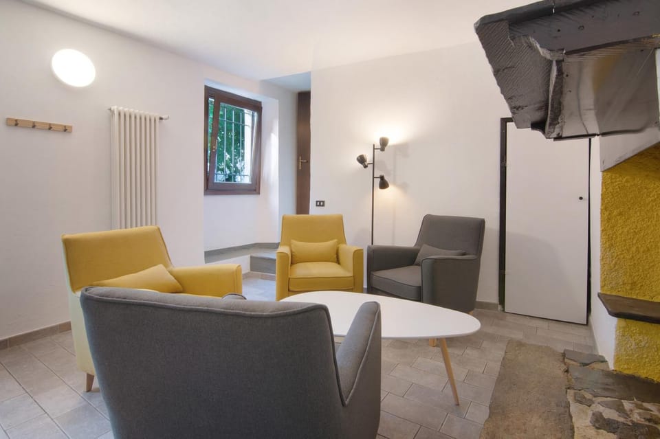 Property building, Living room