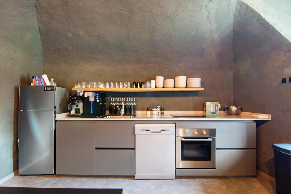 Kitchen or kitchenette, Living room