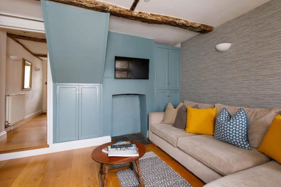 Charming four-bedroom central townhouse House in Chichester