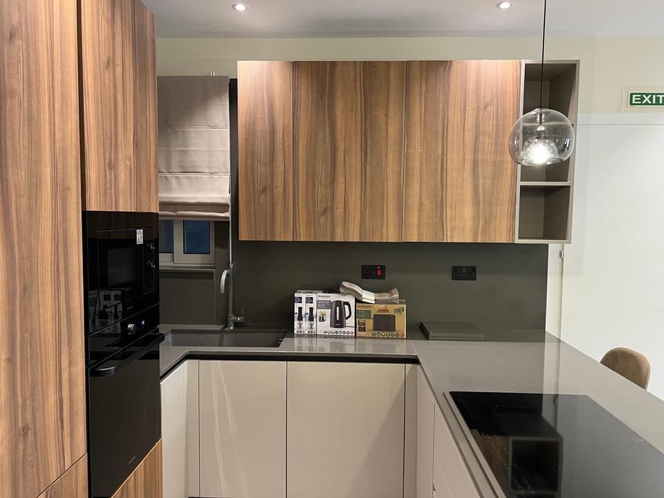 Gżira Promenade 3-Bedroom, Steps from Ferry to Valletta by Malta Weekend Apartment in Sliema