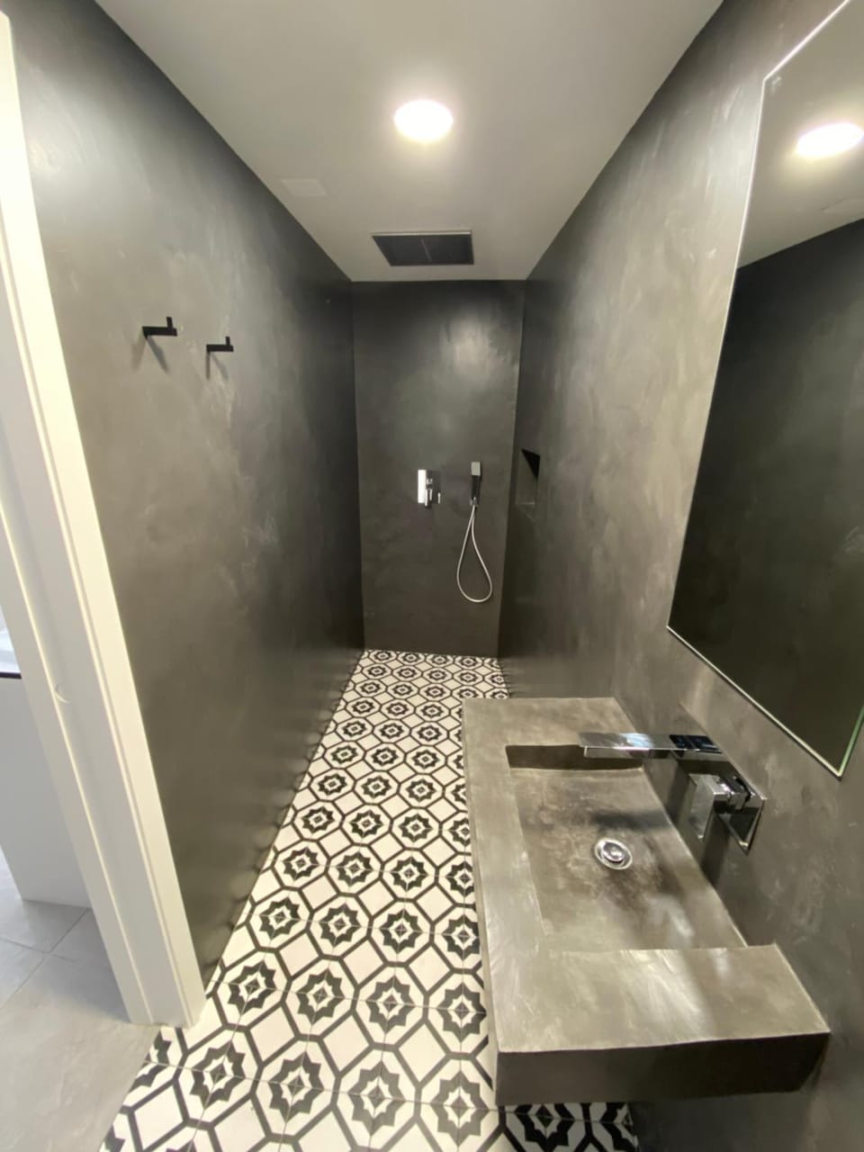 Shower, Bathroom