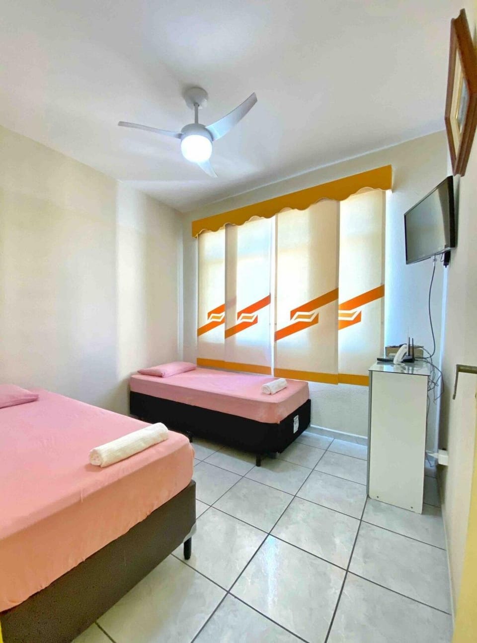 Apto Amplo e Pertinho da Praia do Forte - ELI410 Apartment in Cabo Frio