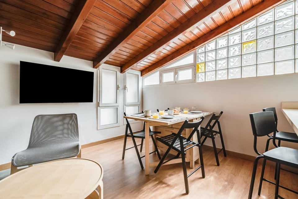 Home2Book Charming Beachside Retreat Las Canteras Apartment in Las Palmas de Gran Canaria