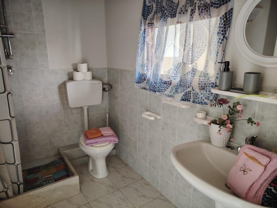 Minzoni con Terrazzo Clima & Wi-Fi Apartment in Castellammare del Golfo