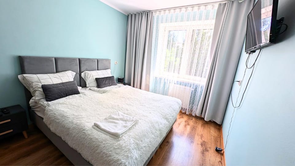 TV and multimedia, Bedroom, internet