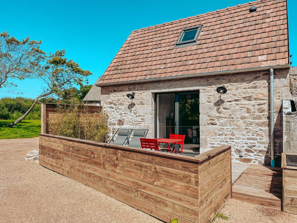 Property building, Patio