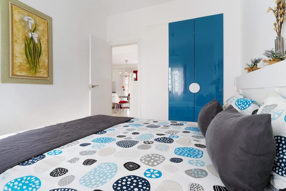 Living room, Bedroom