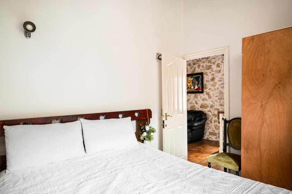 Bed, Bedroom, wardrobe