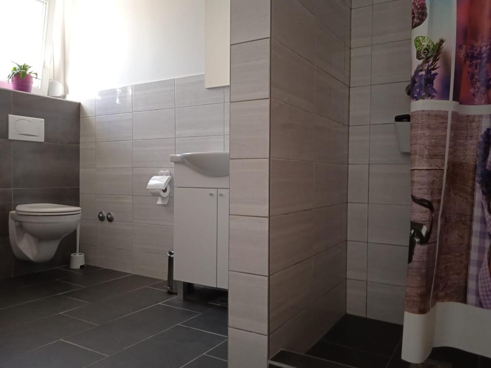 Seoski turizam Stari mlin na Korani room 2 Apartment in Croatia