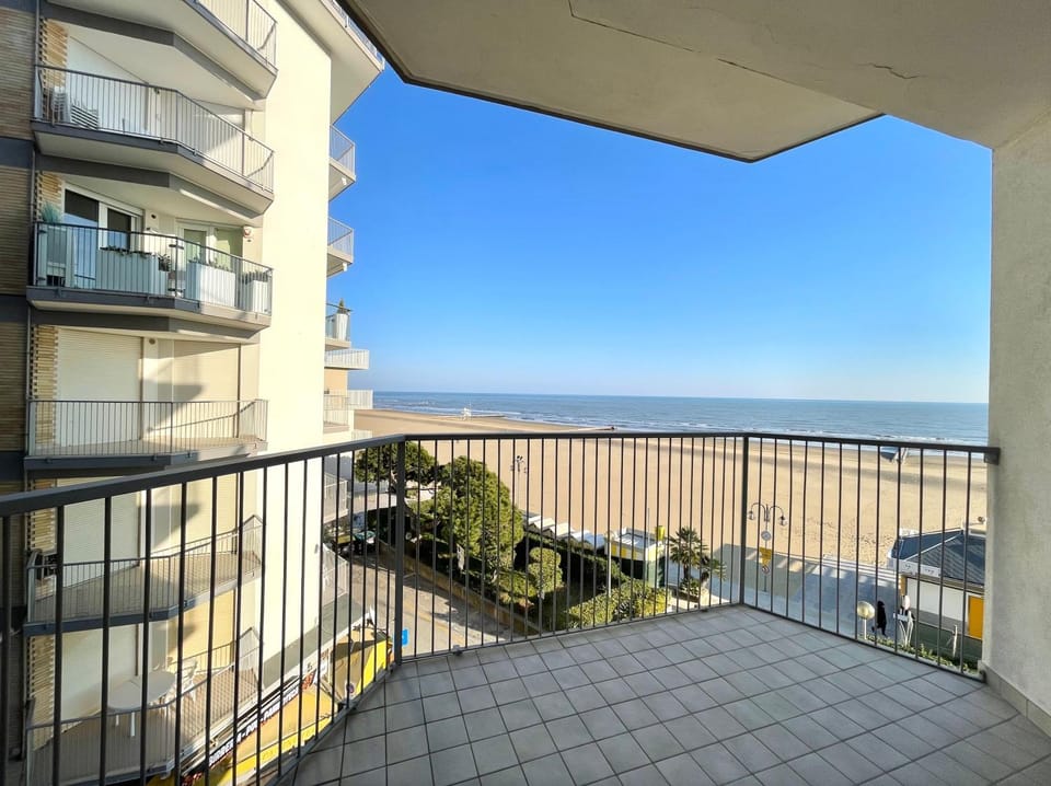 View (from property/room), Balcony/Terrace, Sea view