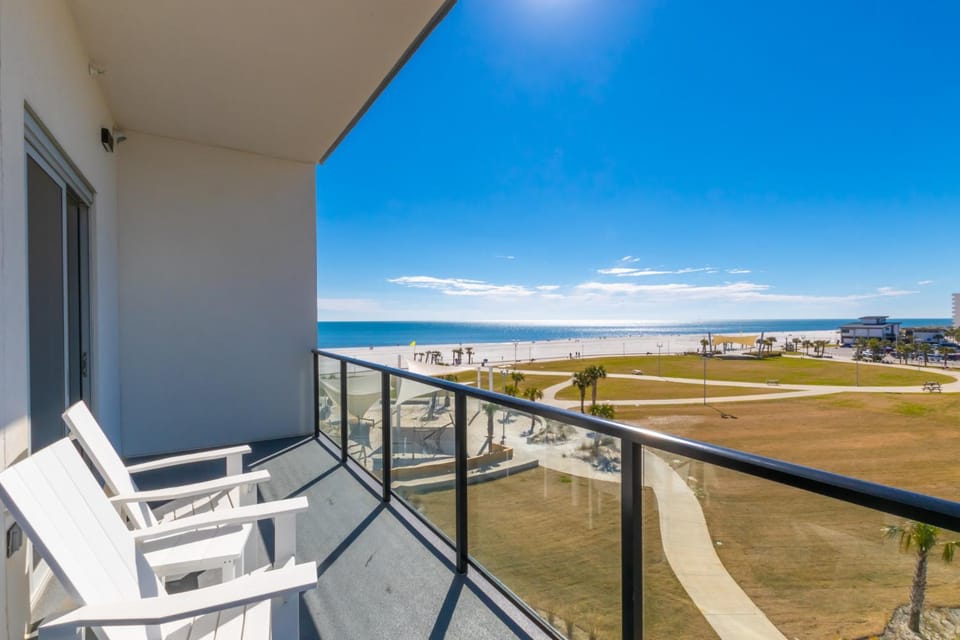 Patio, Day, Natural landscape, View (from property/room), Balcony/Terrace, Sea view