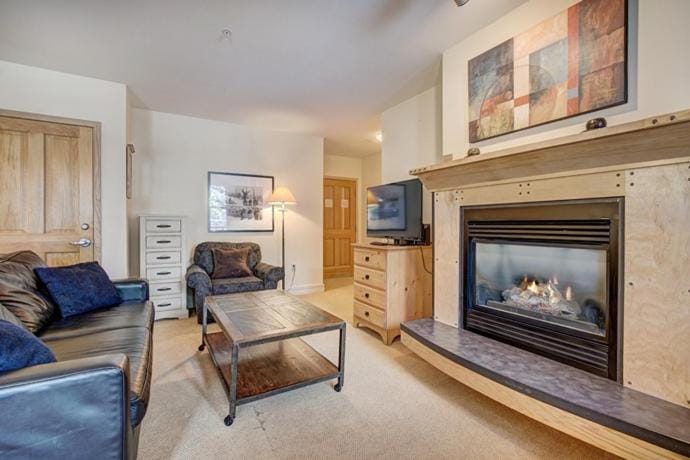 Silver Mill 8184 - 1Br-Walk to Slopes! Kids Ski Free! condo Apartment in Keystone