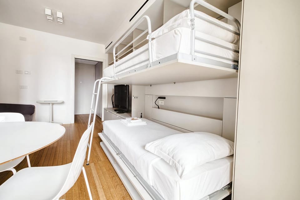 bunk bed
