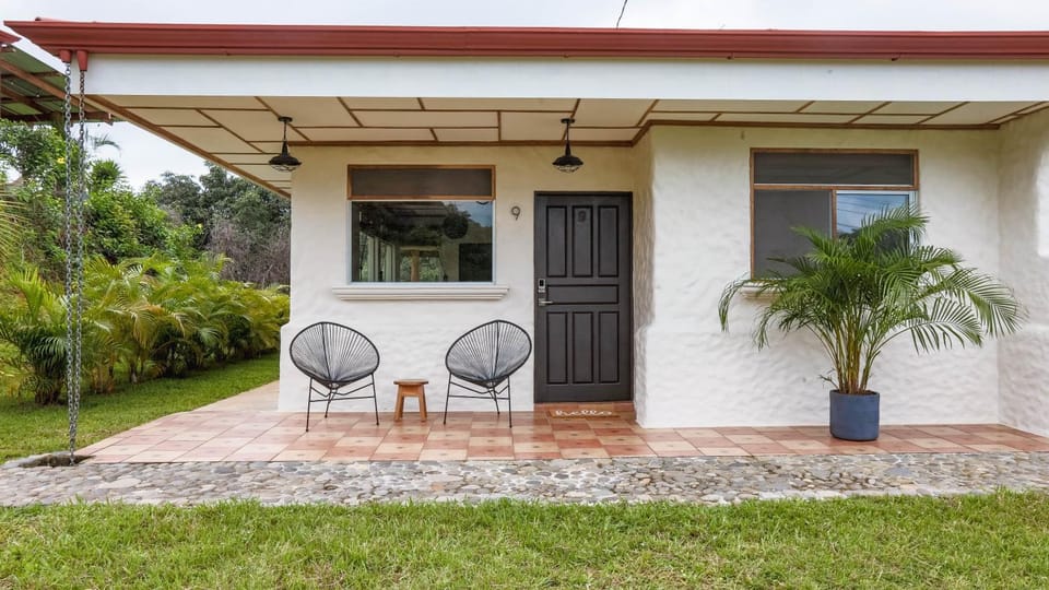 Patio, Day, Garden