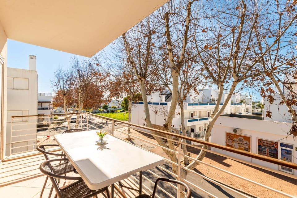 Day, View (from property/room), Balcony/Terrace, Dining area
