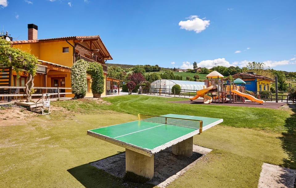 Table tennis