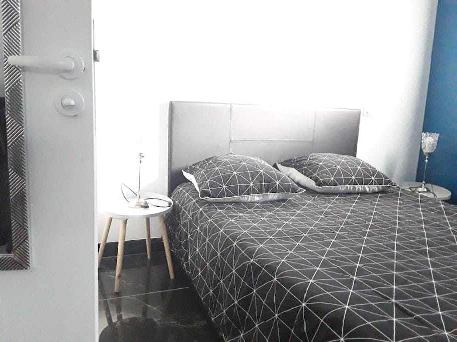 Maisonnette 28 M2 au fond du jardin calme&confort Apartment in Normandy