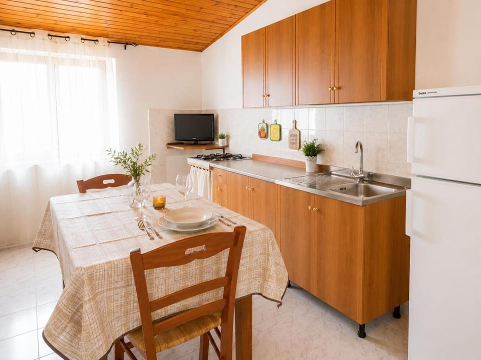 Casa Minzoni 2SX Clima & Wi-Fi Apartment in Castellammare del Golfo