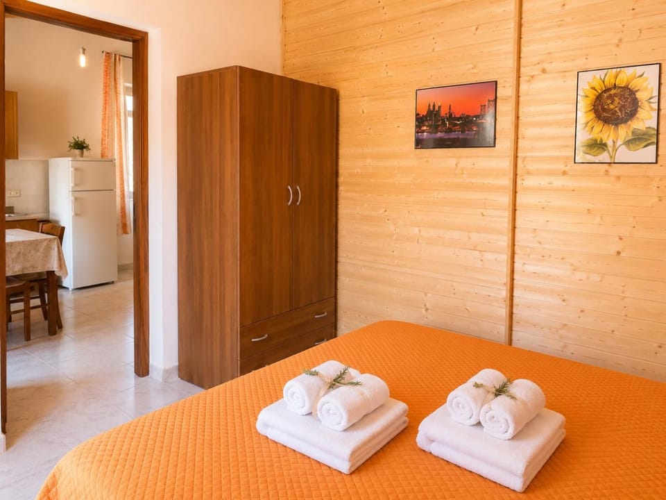 Casa Minzoni 2SX Clima & Wi-Fi Apartment in Castellammare del Golfo