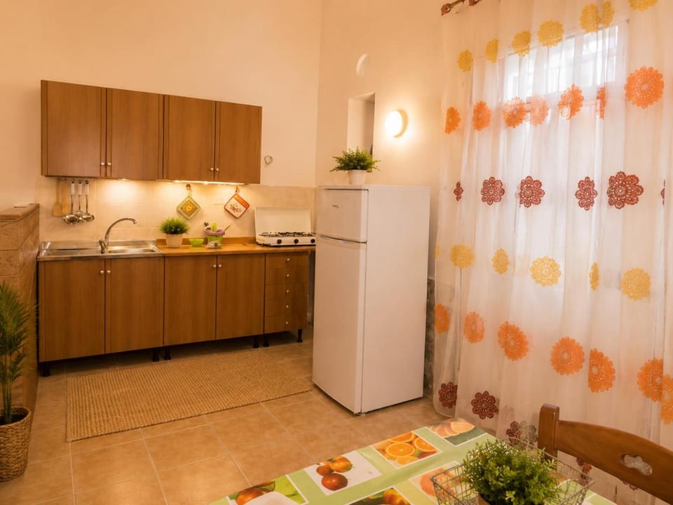 Studio Quintino & Wi-Fi Apartment in Castellammare del Golfo