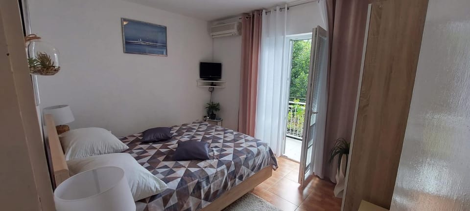 Apartments Mestral Apartment in Baška Voda