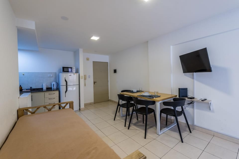TV and multimedia, Kitchen or kitchenette, Dining area, minibar, oven