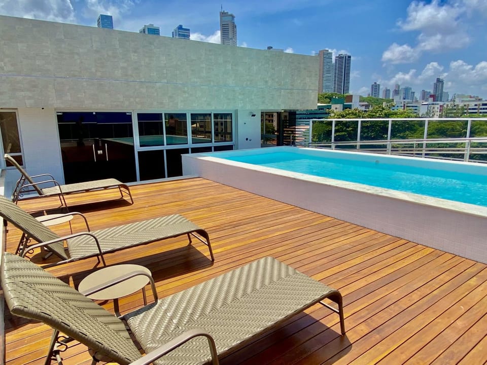 Pool view, Swimming pool, sunbed