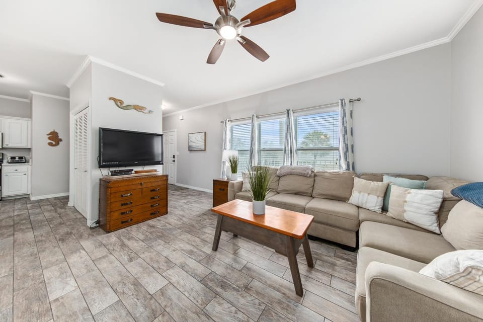 TV and multimedia, View (from property/room), Living room, fireplace