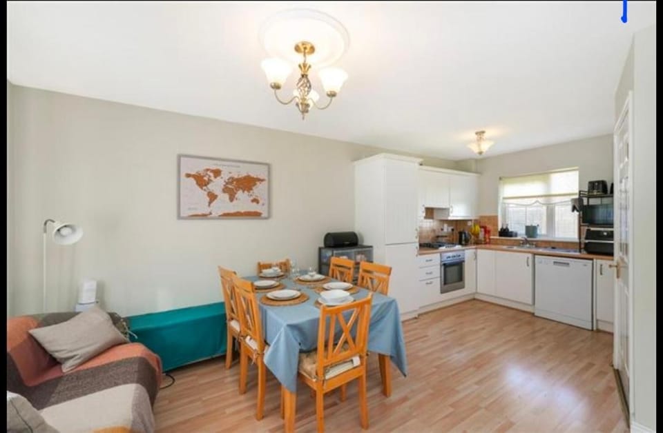 3 Cosy Bedrooms in a House 6 people Vacation rental in Dublin