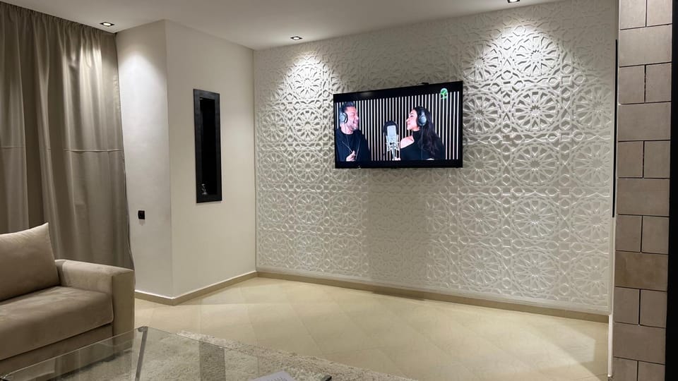 TV and multimedia, Seating area