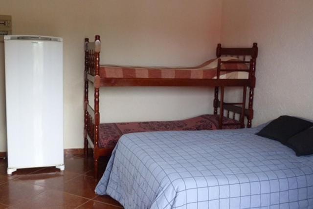 Bed, Photo of the whole room, bunk bed