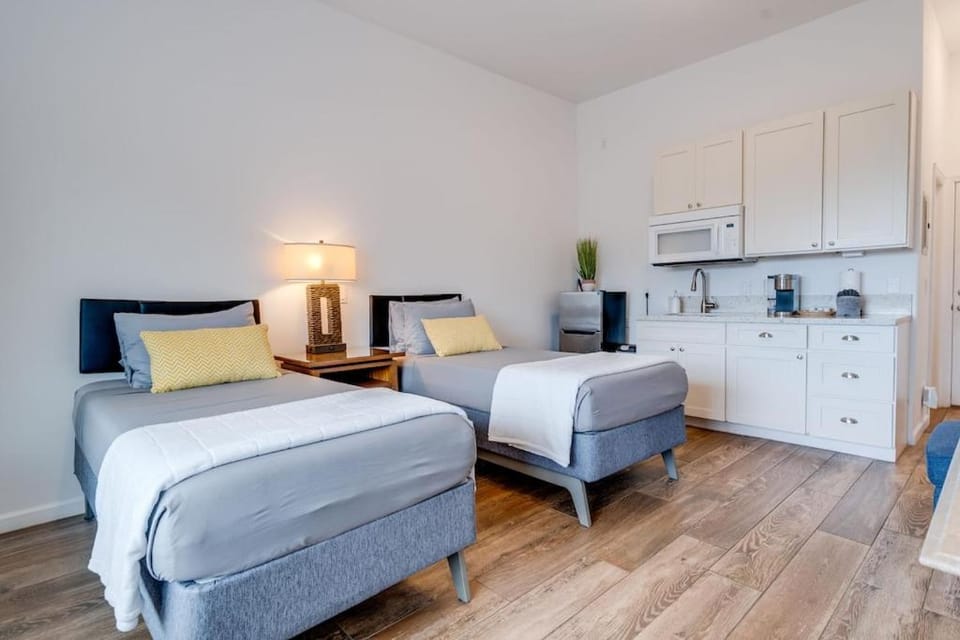 Unit 21 Waena Inn - Maui Private Suite Apartment in Wailuku
