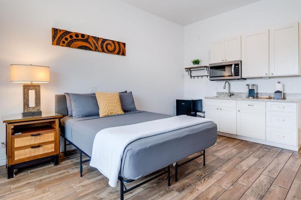 Unit 23 Waena Inn - Maui Private Suite Apartment in Wailuku