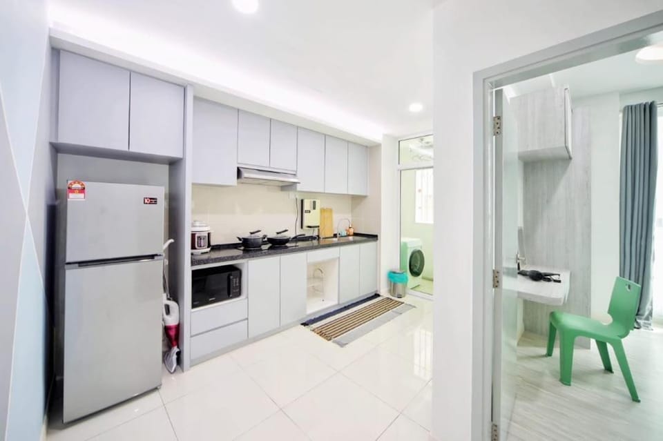 reSTARY - K Universe, Sutera Avenue Infinity Pool - Imago Opposite - KK City- 3BR,10Pax 来沙旅 K歌宇宙主题公寓 - 无边际日落海景泳池 - Imago商场对面 - KK市中心 - 3房10人 Apartment in Kota Kinabalu