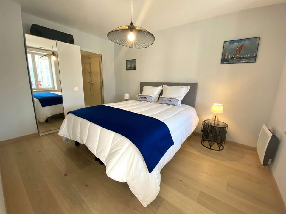 La Forêt-Fouesnant, appart. neuf, centre, proche golf, parking privatif - FR-1-481-130 Apartment in Fouesnant