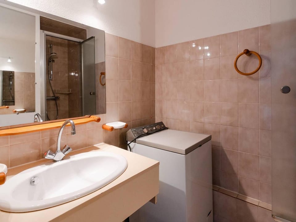 Appartement Gruissan - Parking Privé, Animaux Acceptés - FR-1-409A-16 Apartment in Gruissan