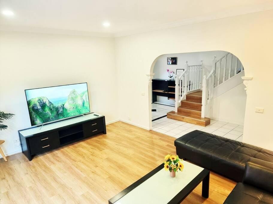 Rosie House-Spacious comfortable Home House in Melbourne