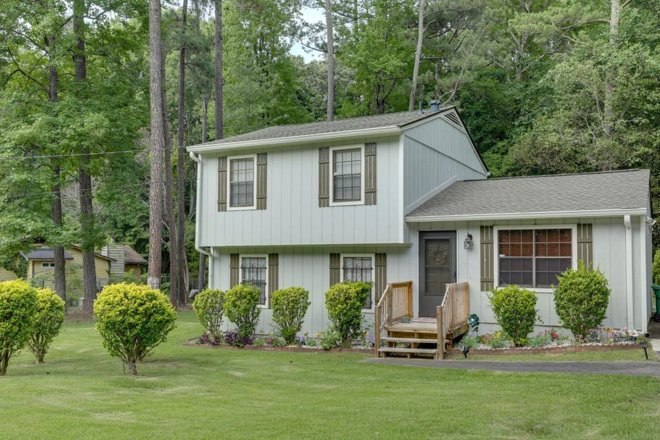 Family Home Near Panola Mountain State Park! House in Georgia