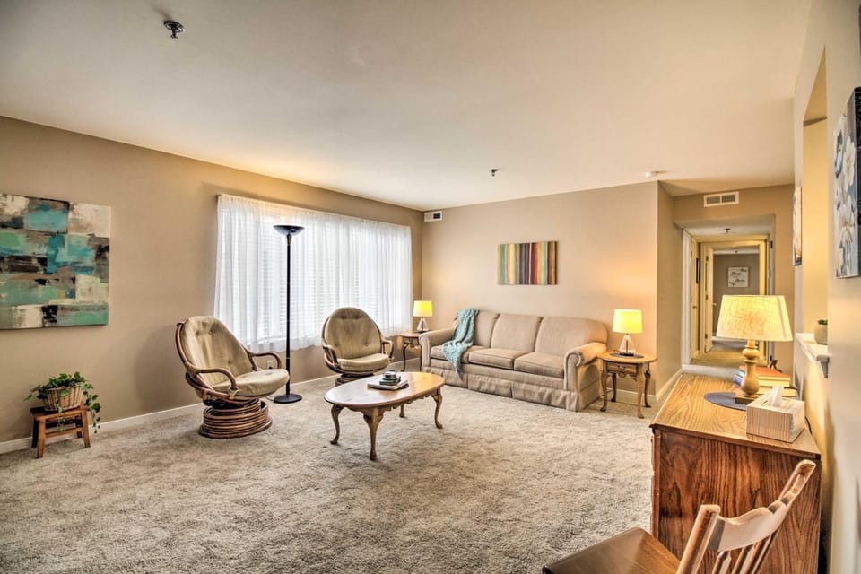 Walk to W&L: Lexington Condo Near Shops & Dining House in Lexington