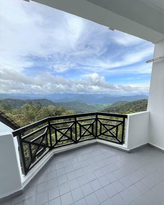 Day, Natural landscape, View (from property/room), Balcony/Terrace, Mountain view
