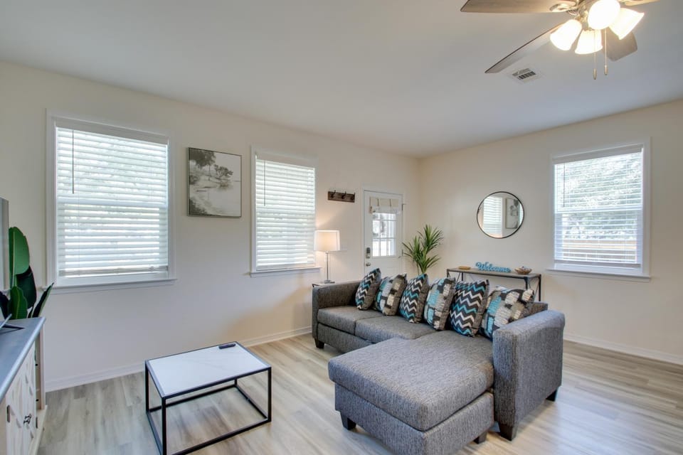 Downtown Pensacola Vacation Rental w/ Yard! House in Pensacola